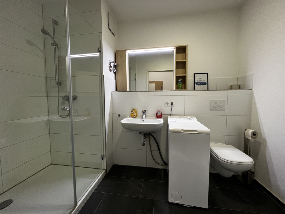 Waschmaschine und Trockner